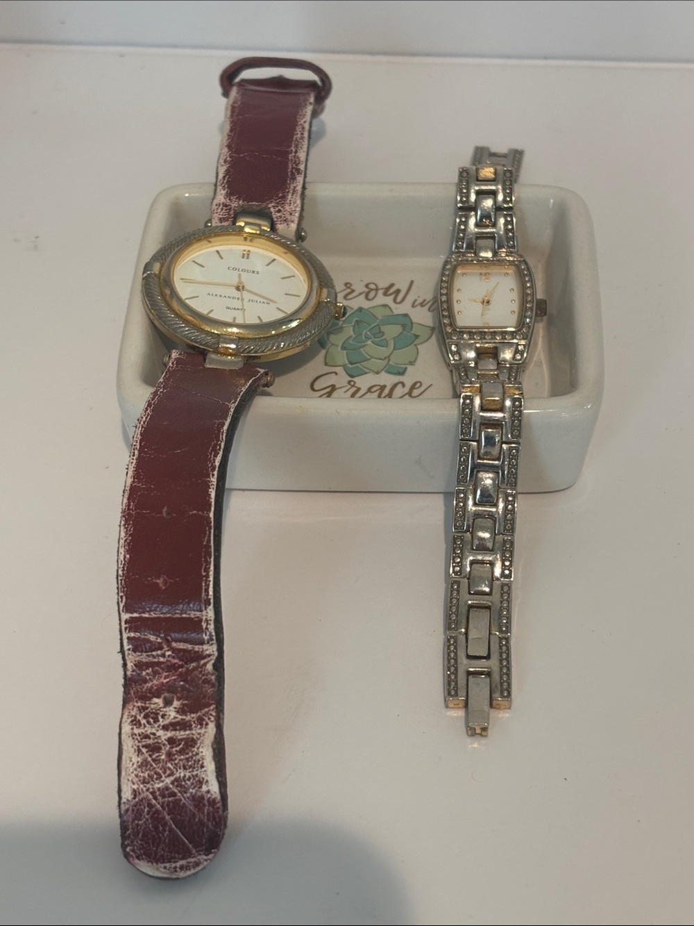 Vintage Watch Lot for Repair / Parts - 2 Pcs